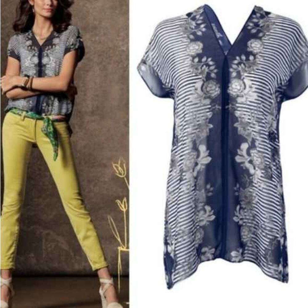 Cabi navy blue floral stripe Yacht top89